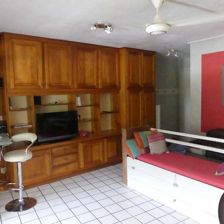 Un Pied-A-Terre Au Centre De Papeete Daire Papeete  Dış mekan fotoğraf